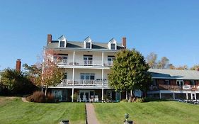 Blue Heron Inn - A Bed And Breakfast Llc